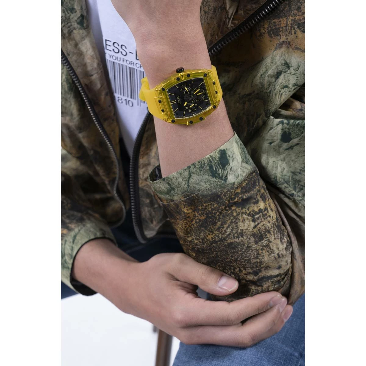 Mens Guess Silicone Watch - GW0203G6 8 Mens Guess Silicone Watch - GW0203G6 - Image 6